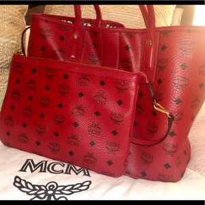 **MCM** Reversible Liz Shopper. Gently used.